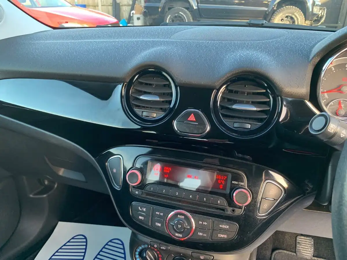 2015-vauxhall-adam-12i-vvt-16v-jam-big-13