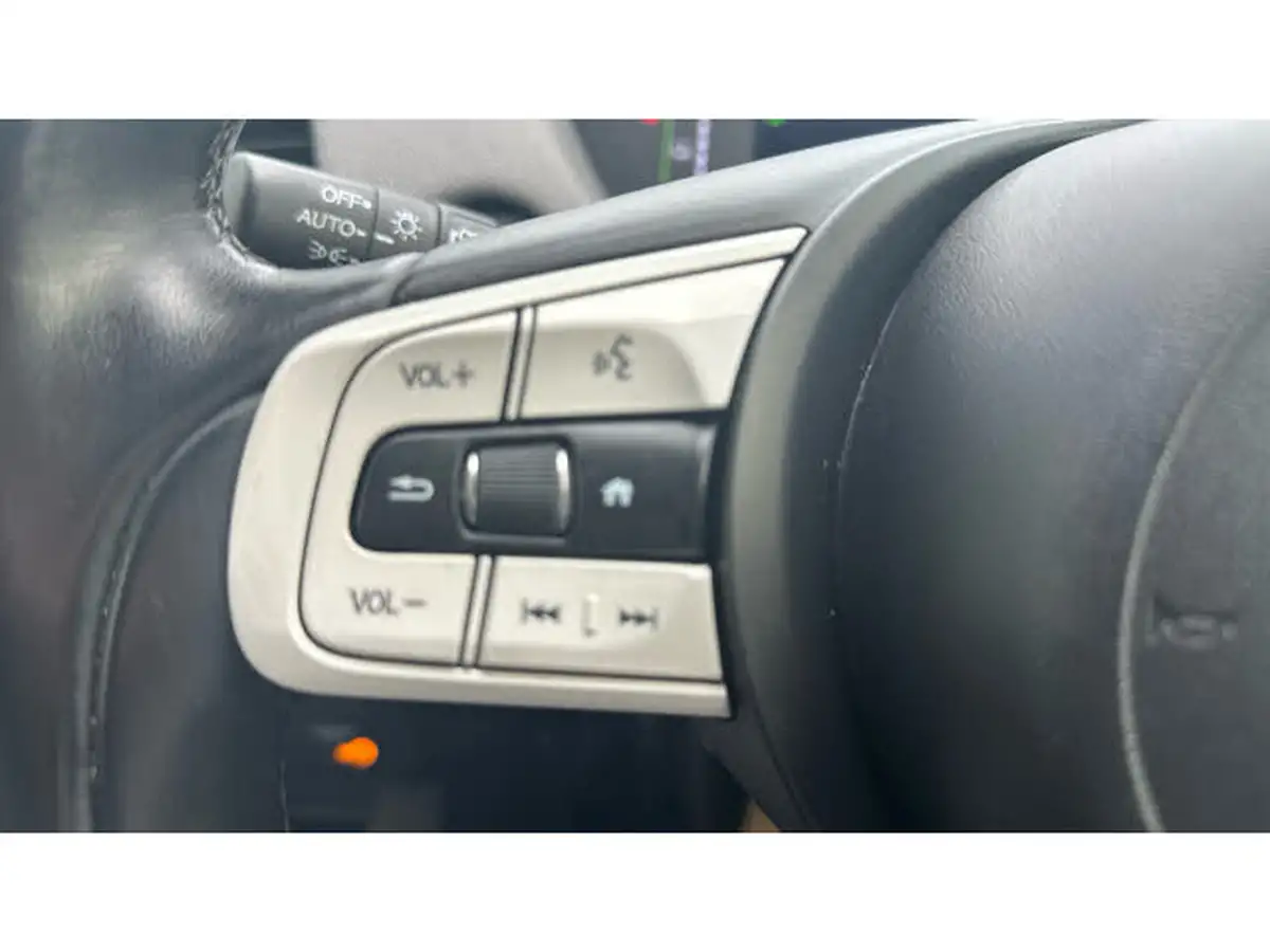 2021-honda-jazz-15-i-mmd-crosstar-ex-109ps-two-tone-big-20
