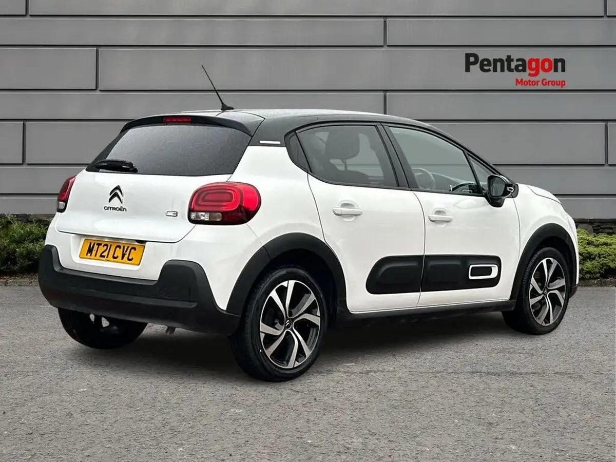 2021-citroen-c3-12-puretech-shine-plus-83ps-big-3