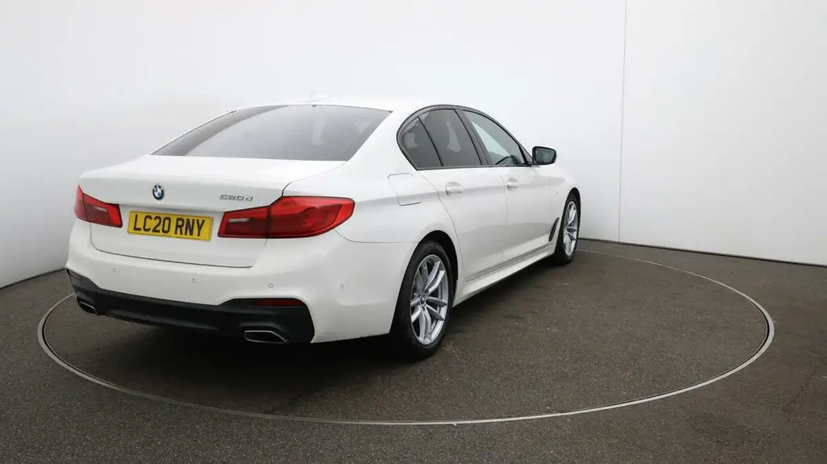 2020-bmw-5-series-20td-520d-m-sport-190ps-mht-saloon-4d-big-48