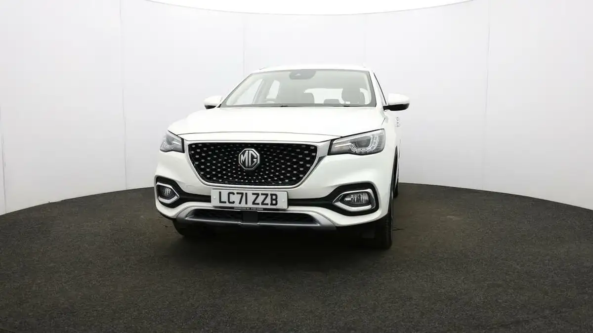 2021-mg-hs-15t-gdi-excite-162ps-big-32