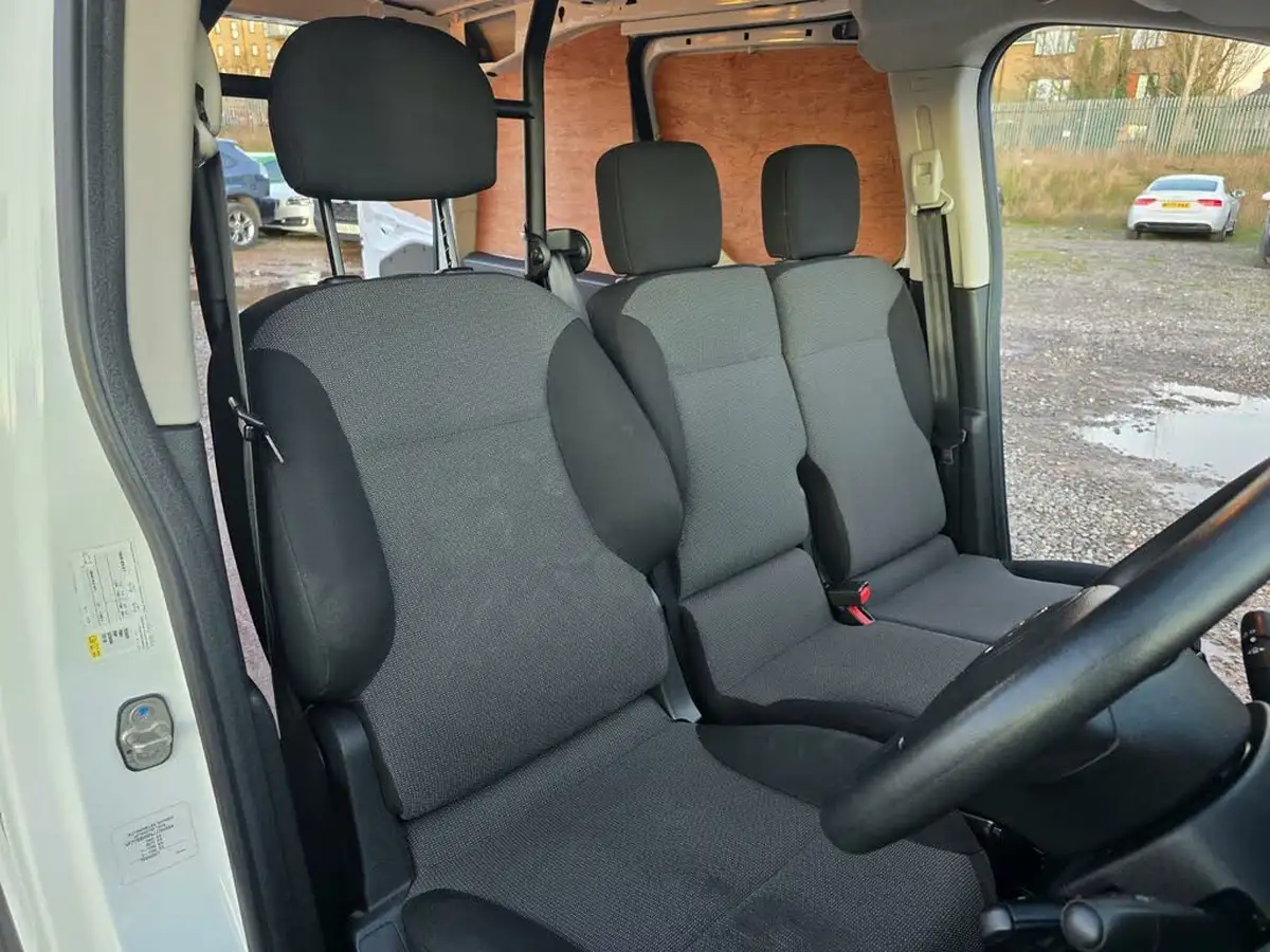 2018-citroen-berlingo-16td-l1625-enterprise-special-edition-panel-big-14