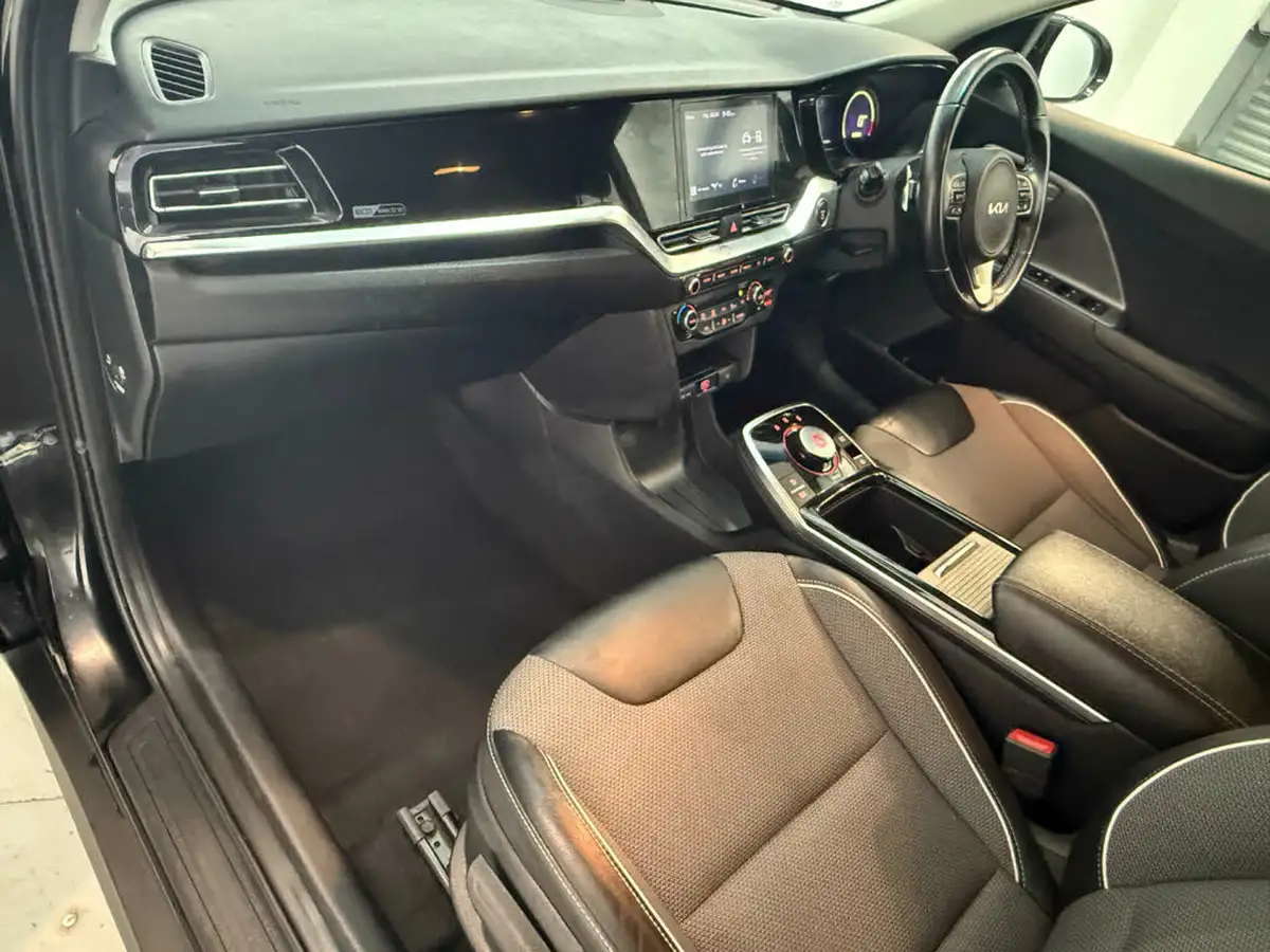 2022-kia-niro-ev-e-2-big-23
