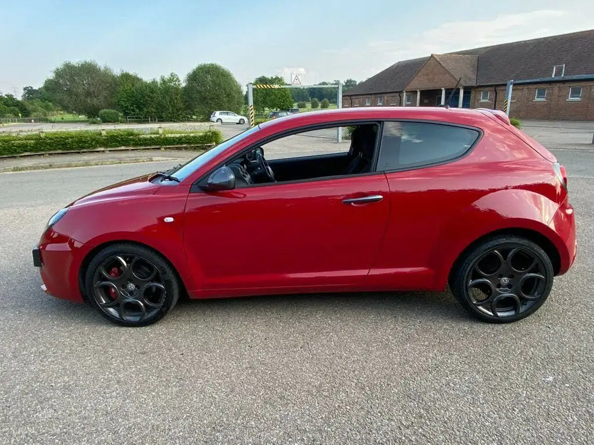 2017-alfa-romeo-mito-14-tb-multiair-veloce-big-3
