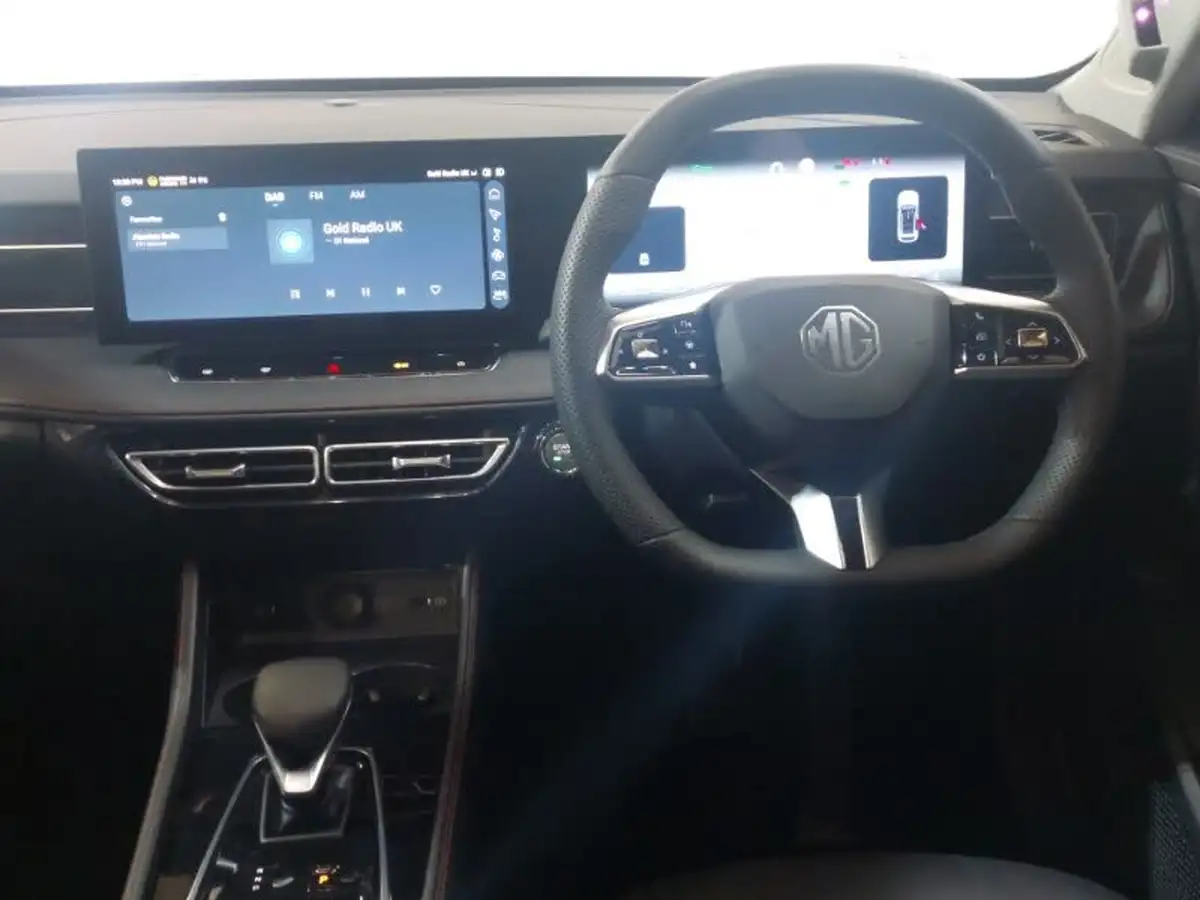 2024-mg-hs-15t-gdi-trophy-273ps-plug-in-hybrid-1496cc-auto-big-6