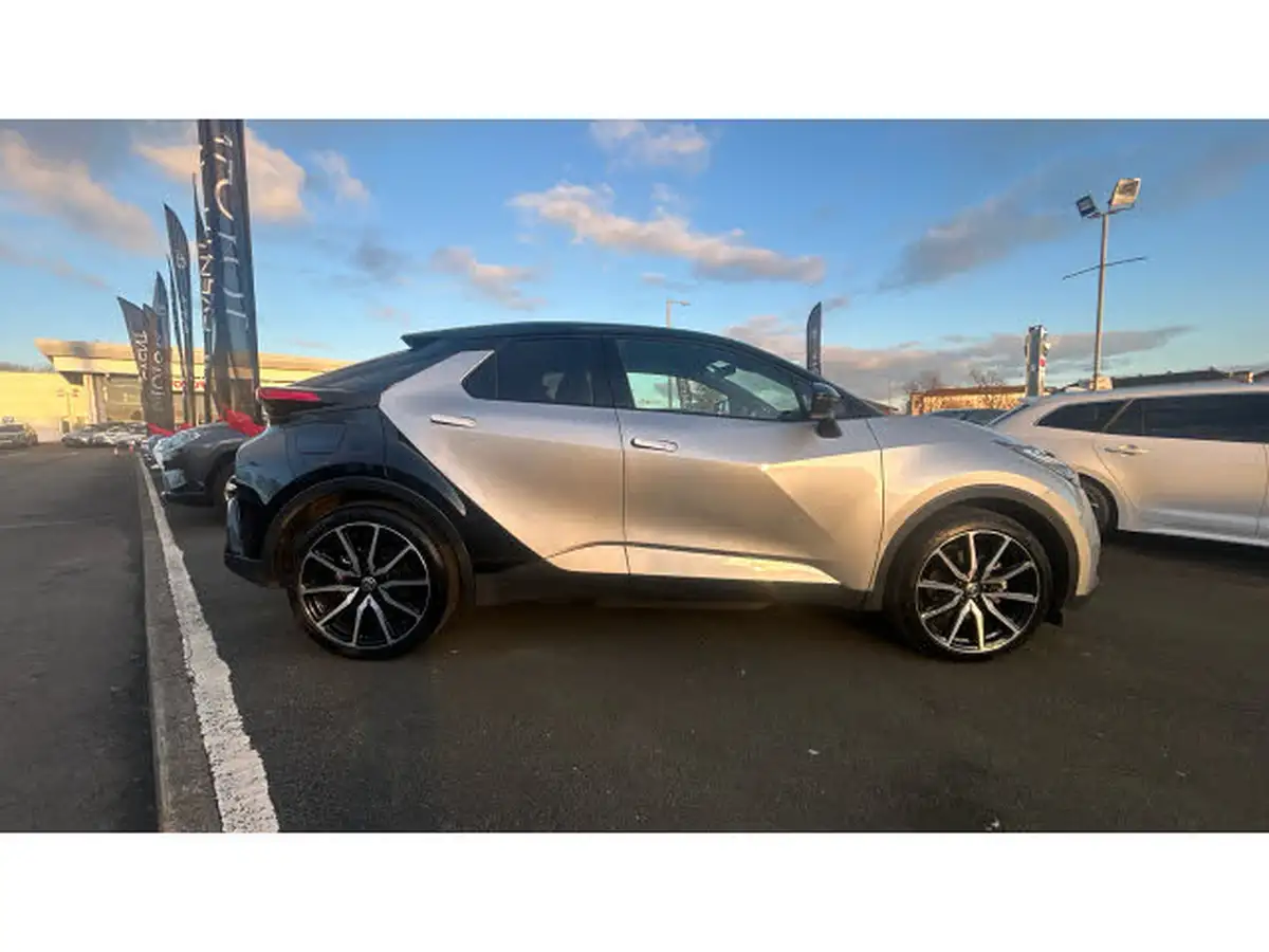 2024-toyota-c-hr-20-vvt-i-gr-sport-220bhp-plug-in-safety-packpremium-pack-big-15