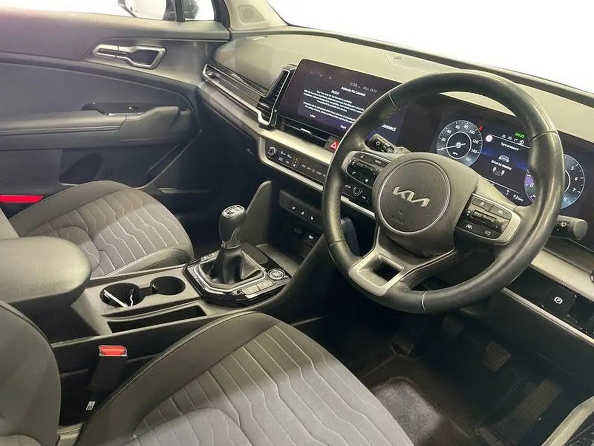 2022-kia-sportage-16-t-gdi-3-148bhp-1598cc-big-2