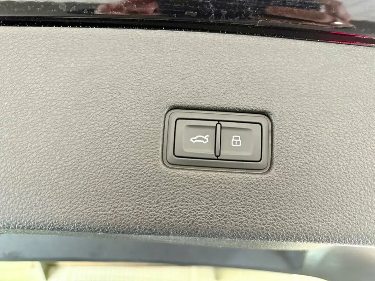 2020-audi-sq8-40tdi-big-42