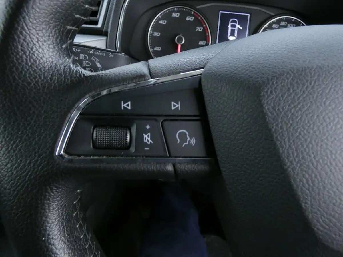 2019-seat-ibiza-10-tsi-se-technology-big-11