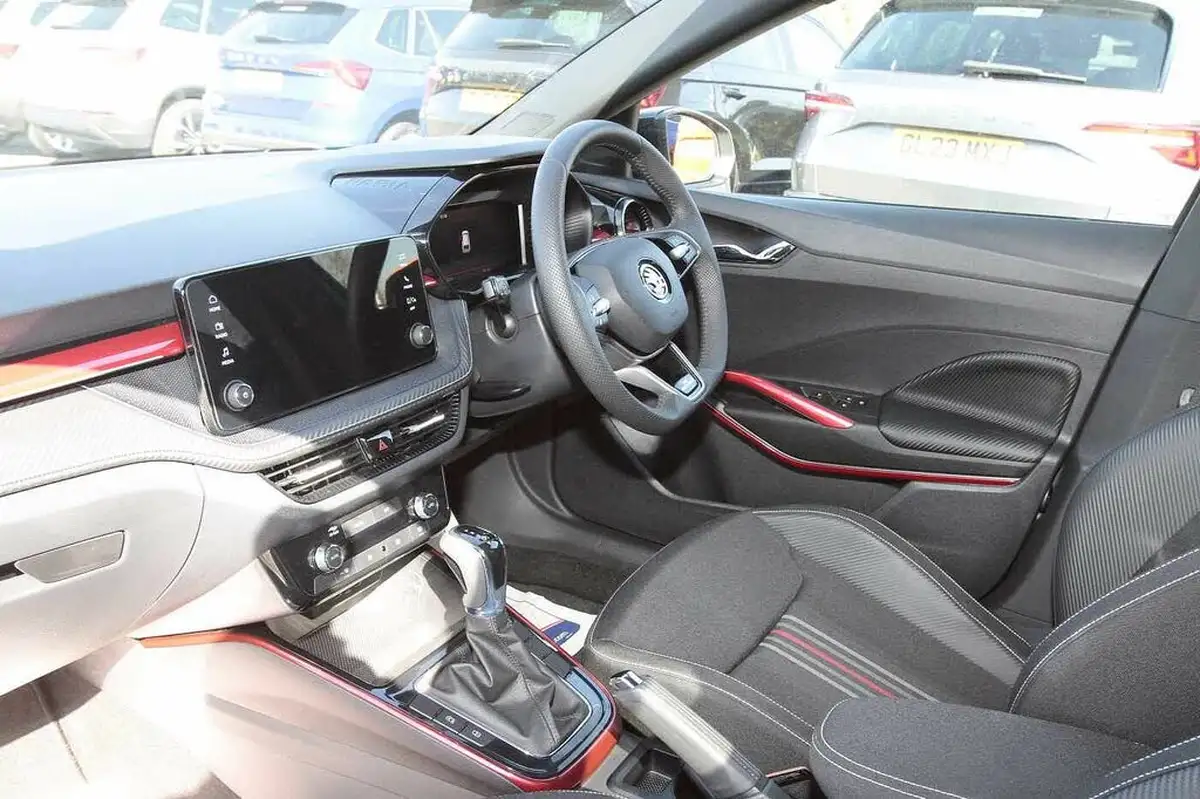 2024-skoda-fabia-10-tsi-monte-carlo-edition-dsg-big-1
