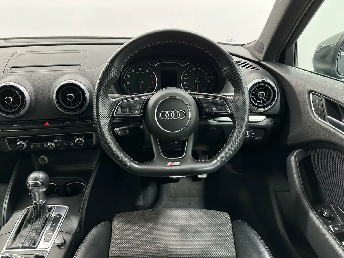 2018-audi-a3-15-35-tfsi-s-line-sportback-5d-tronic-big-10