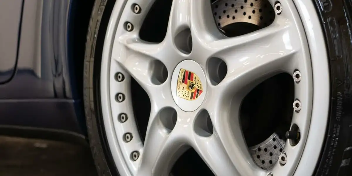1996-porsche-911-36-targa-big-48