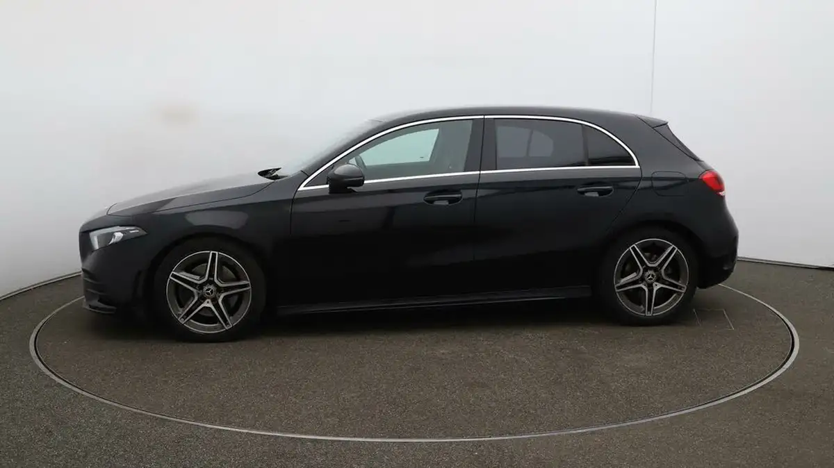2021-mercedes-benz-a-class-20d-a220d-amg-line-executive-hatchback-5d-big-57
