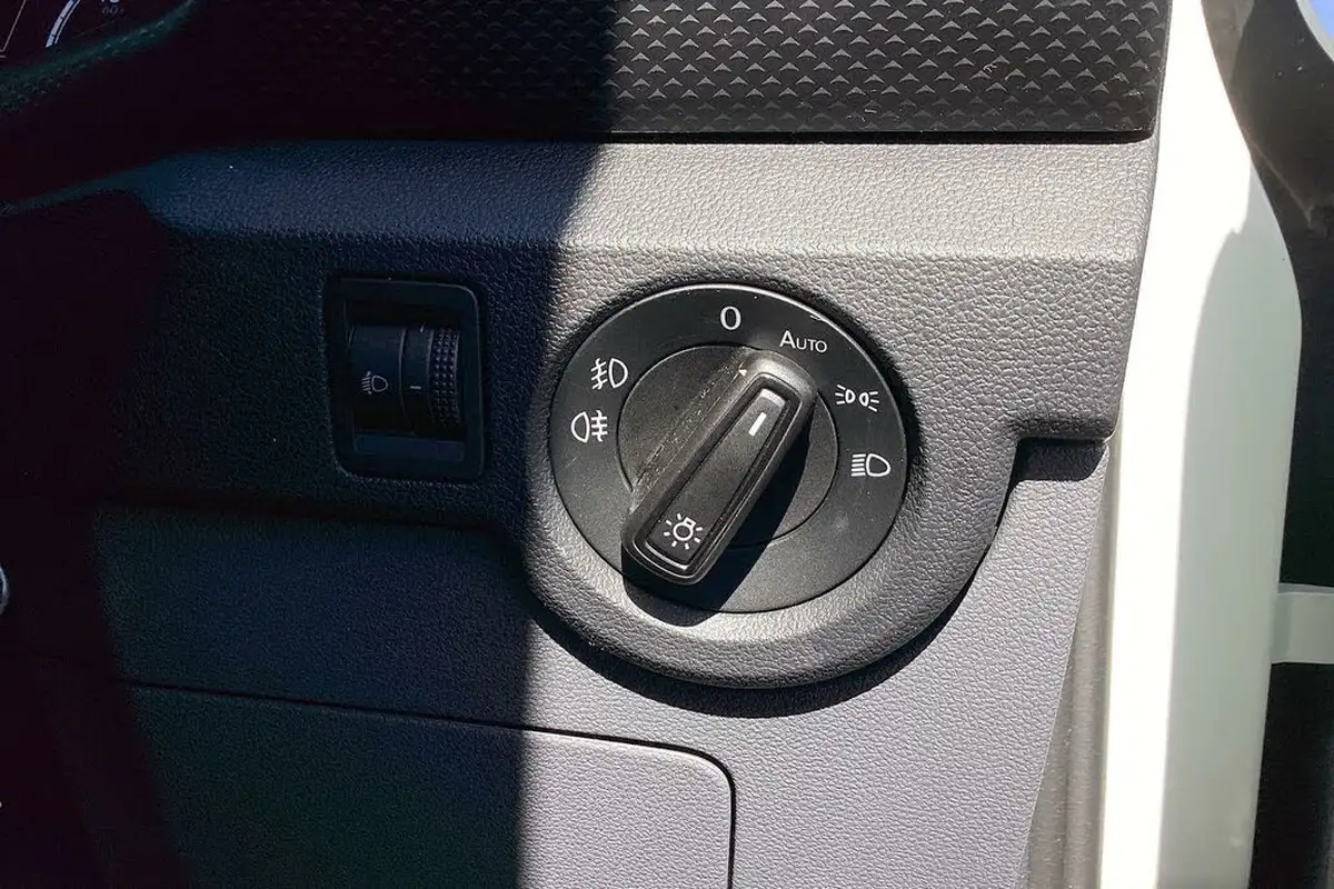 2021-volkswagen-t-cross-10-tsi-se-95ps-big-57
