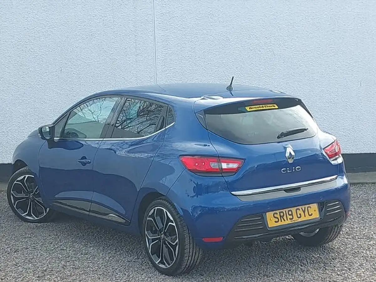 2019-renault-clio-09-tce-iconic-75ps-big-1