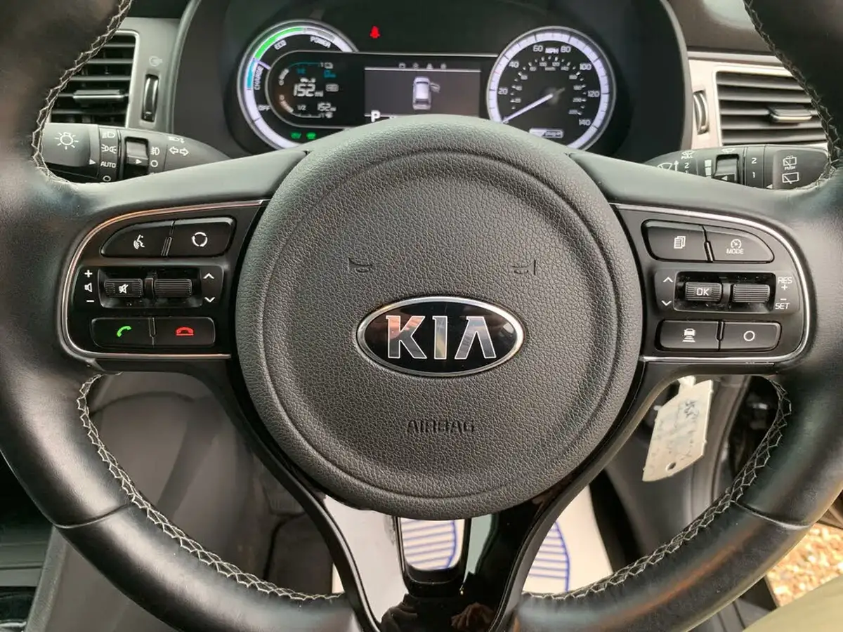 2018-kia-niro-16-gdi-3-156kwh-16-alloy-wheels-big-15