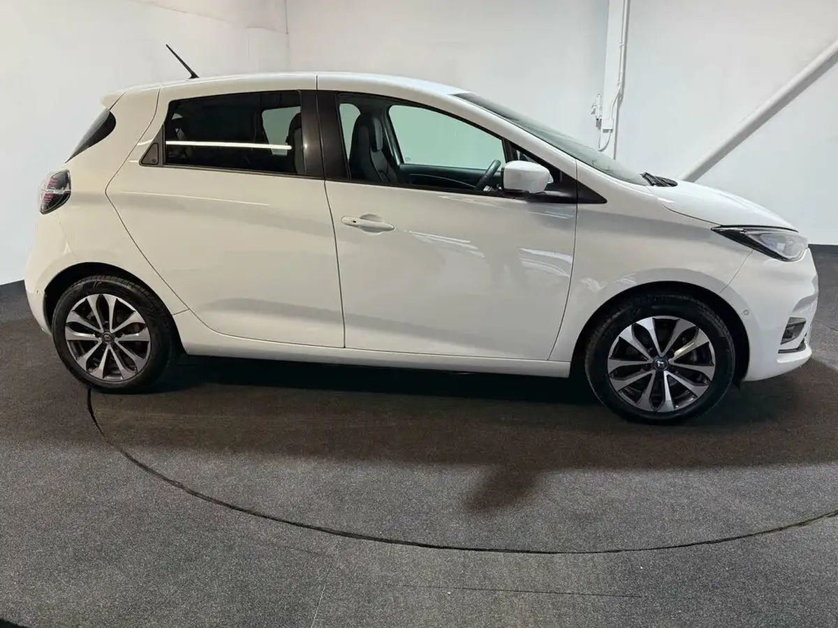 2020-renault-zoe-e-i-gt-line-big-4