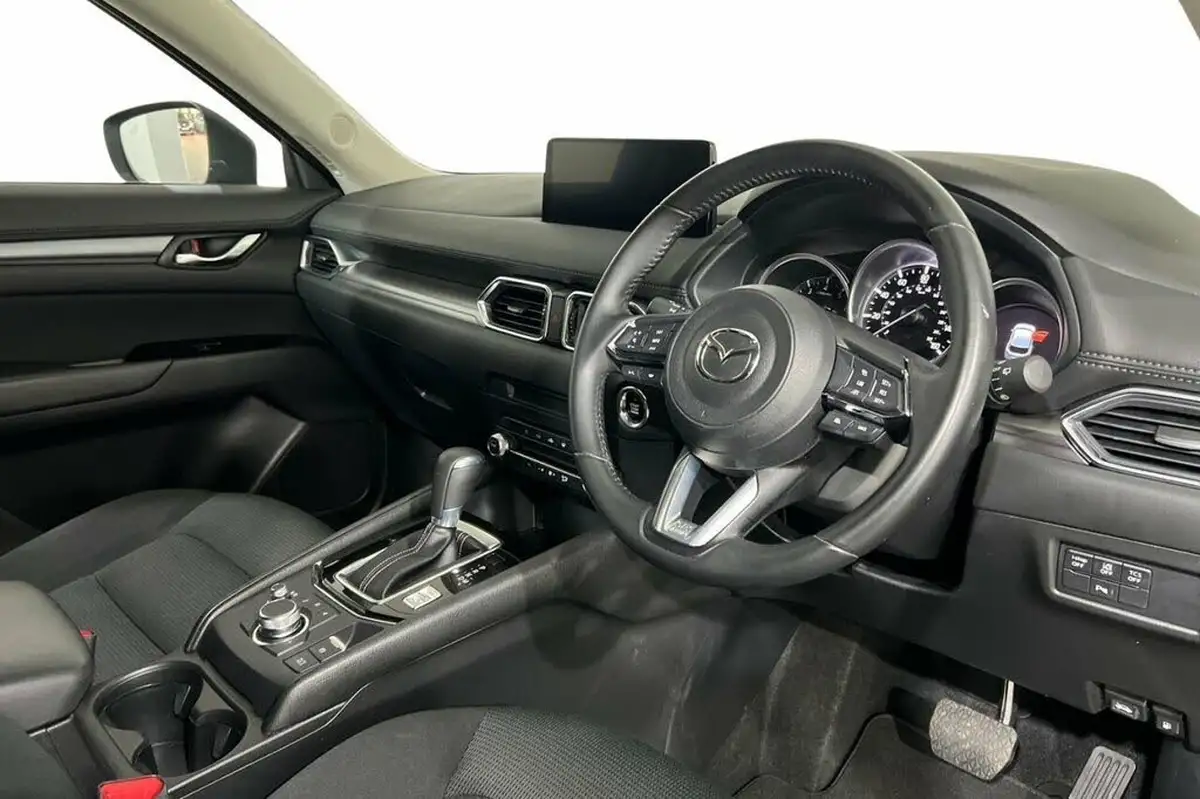 2023-mazda-cx-5-20-centre-line-auto-big-8