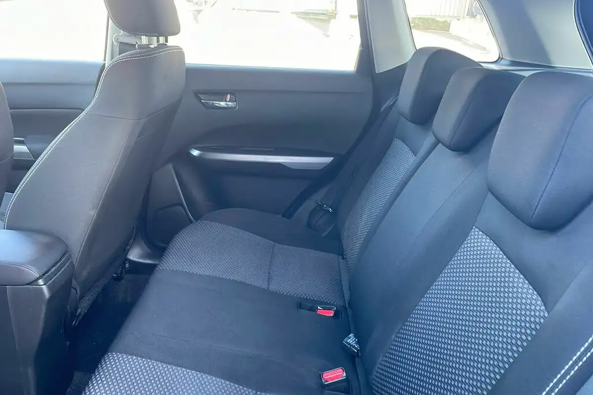 2019-suzuki-vitara-10-boosterjet-sz-t-auto-big-4