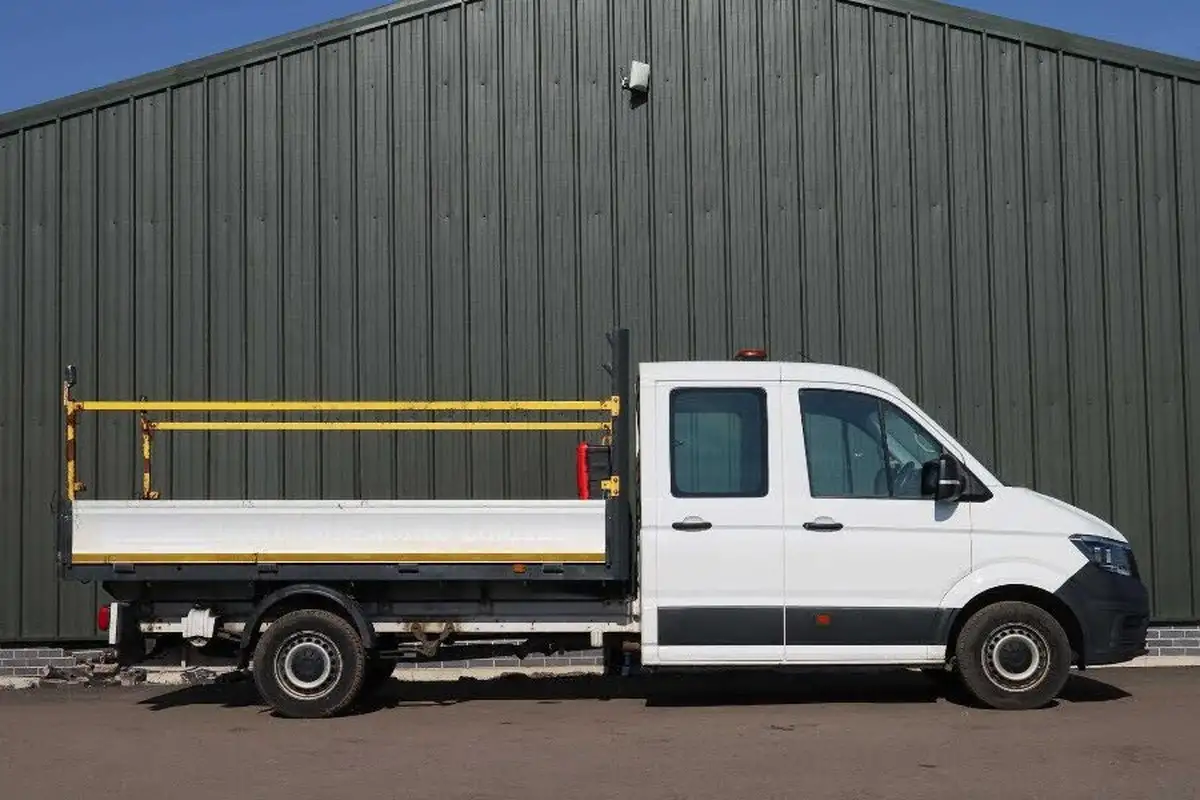 2021-volkswagen-crafter-20tdi-cr35-lwb-startline-140pseu6dt-e-double-cab-chassis-big-2