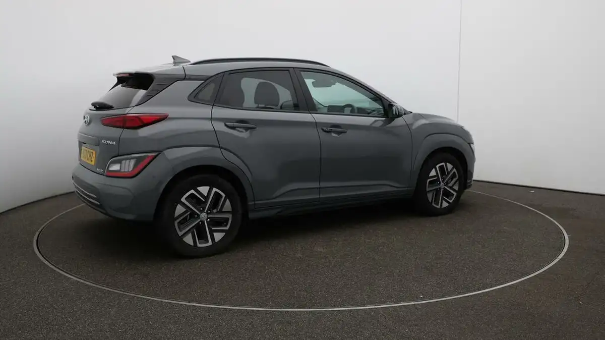 2022-hyundai-kona-e-ultimate-big-54