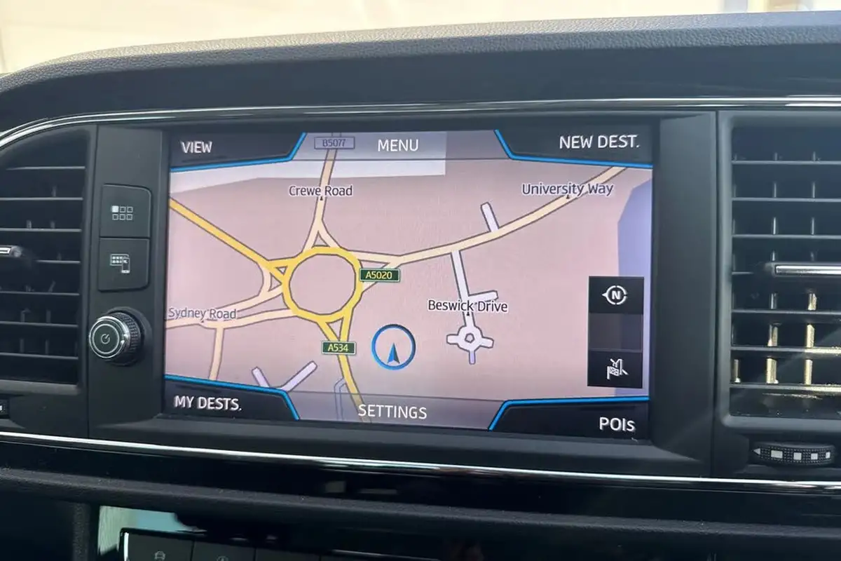 2018-seat-leon-14-ecotsi-fr-technology-estate-5d-dsg-big-11