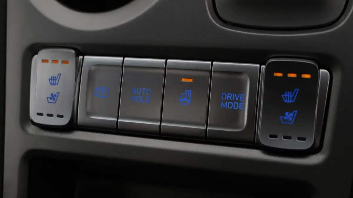 2022-hyundai-kona-e-ultimate-big-30