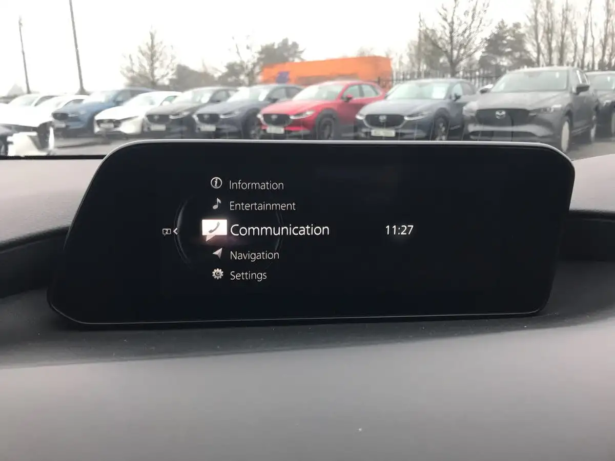 2022-mazda-mazda3-20-sport-lux-186ps-saloon-4d-big-16