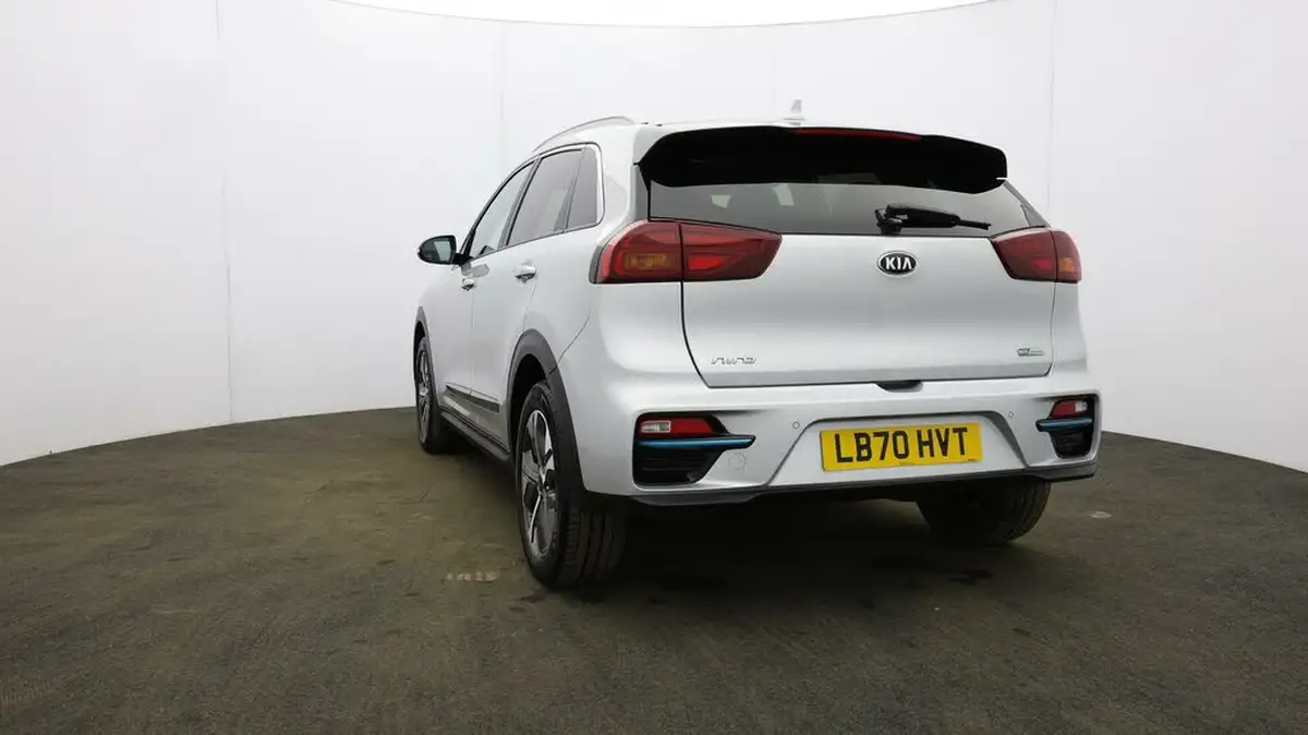 2021-kia-e-niro-ev-4-big-29