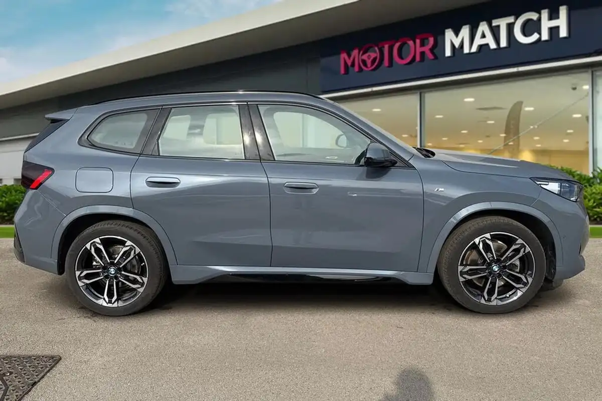 2023-bmw-x1-20-xdrive23i-m-sport-big-2