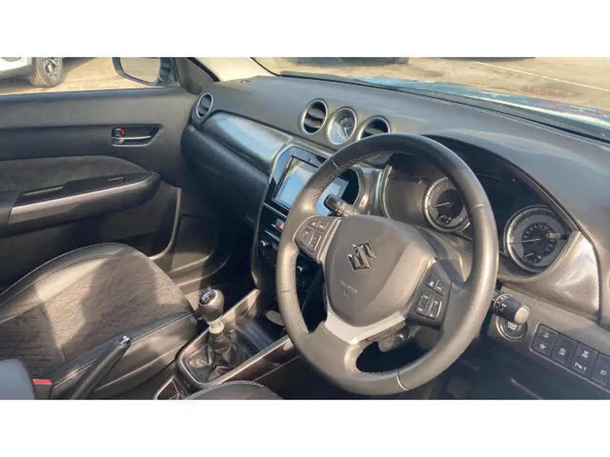 2022-suzuki-vitara-14-boosterjet-sz5-big-10
