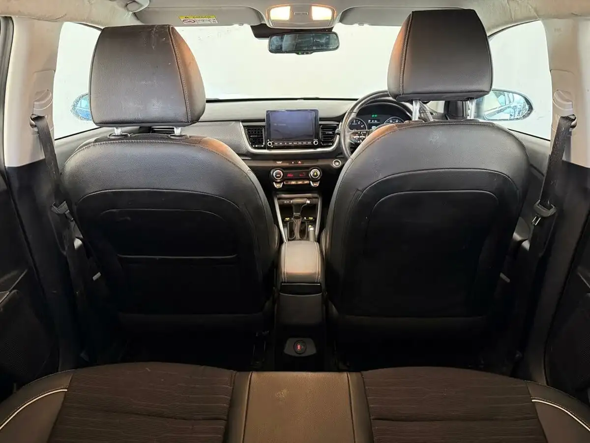 2023-kia-stonic-10-t-gdi-gt-line-s-98bhp-dct-big-15
