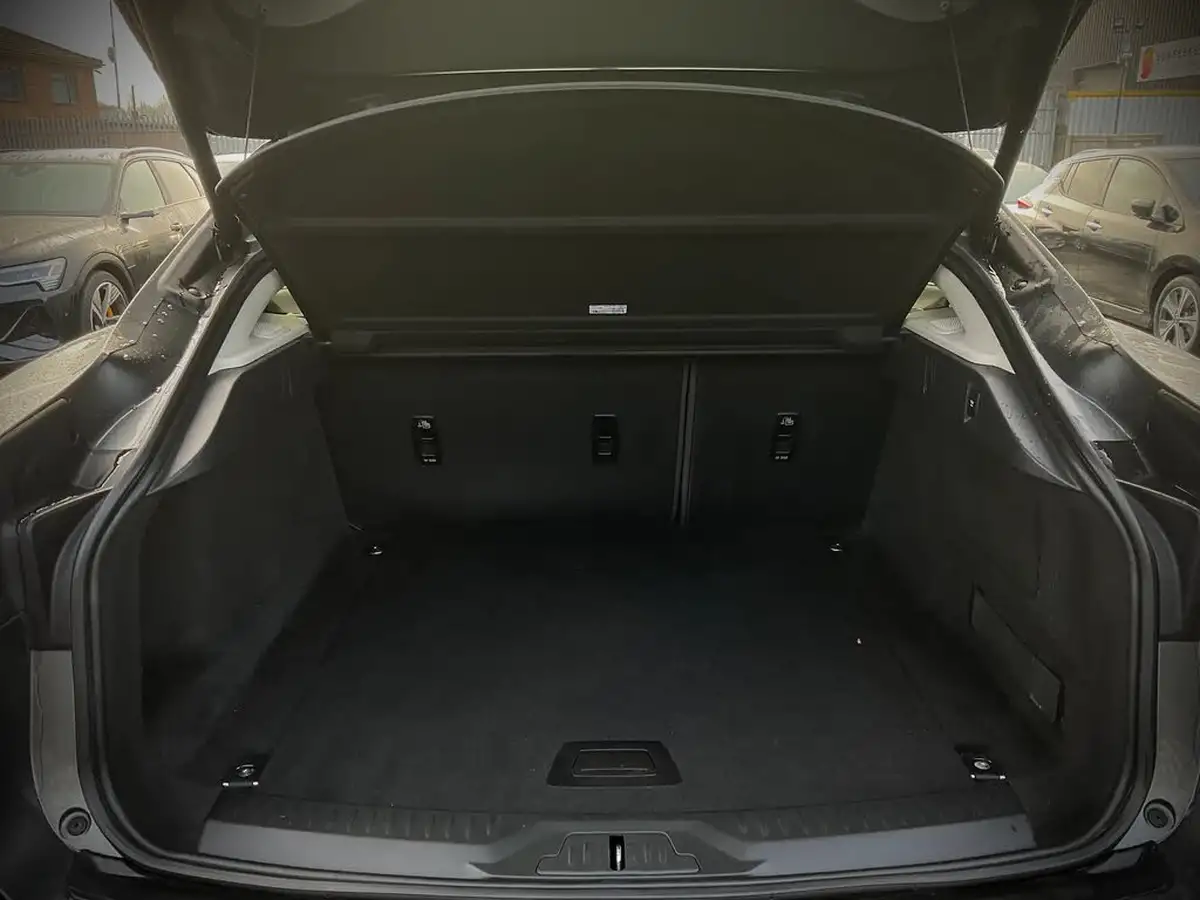2019-jaguar-i-pace-ev400-hse-big-18