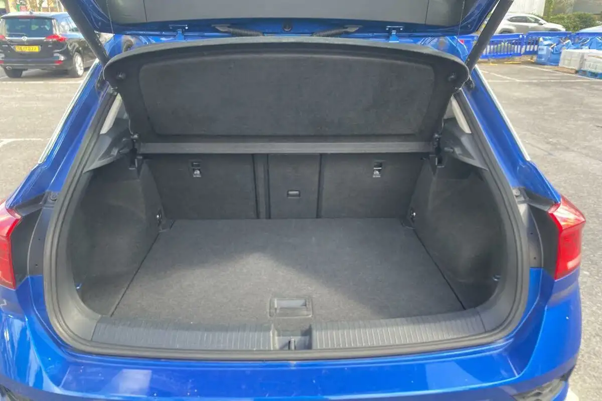 2021-volkswagen-t-roc-15-tsi-active-hatchback-5d-big-43