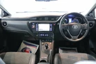 2015-toyota-auris-18-vvt-i-hsd-excel-estate-cvt-small-13