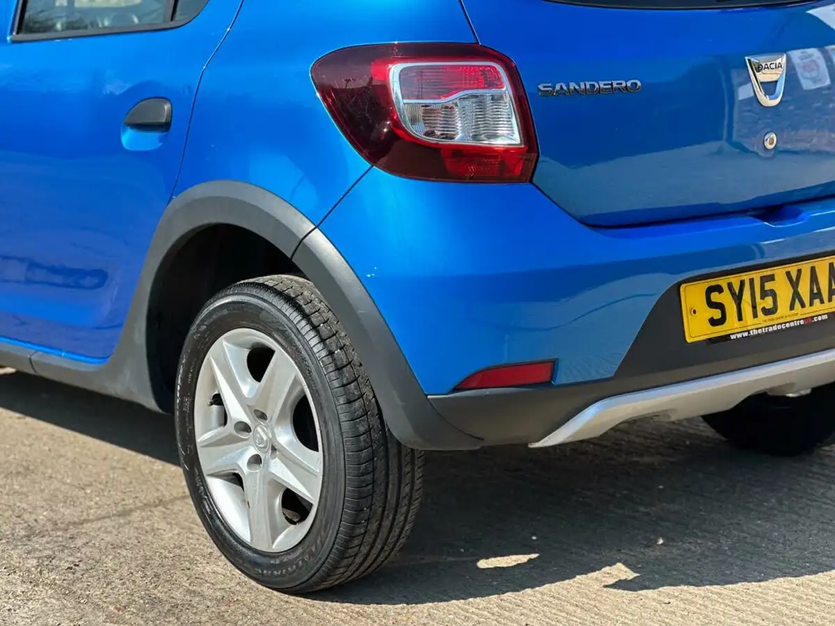 2015-dacia-sandero-stepway-15d-ambiance-big-20
