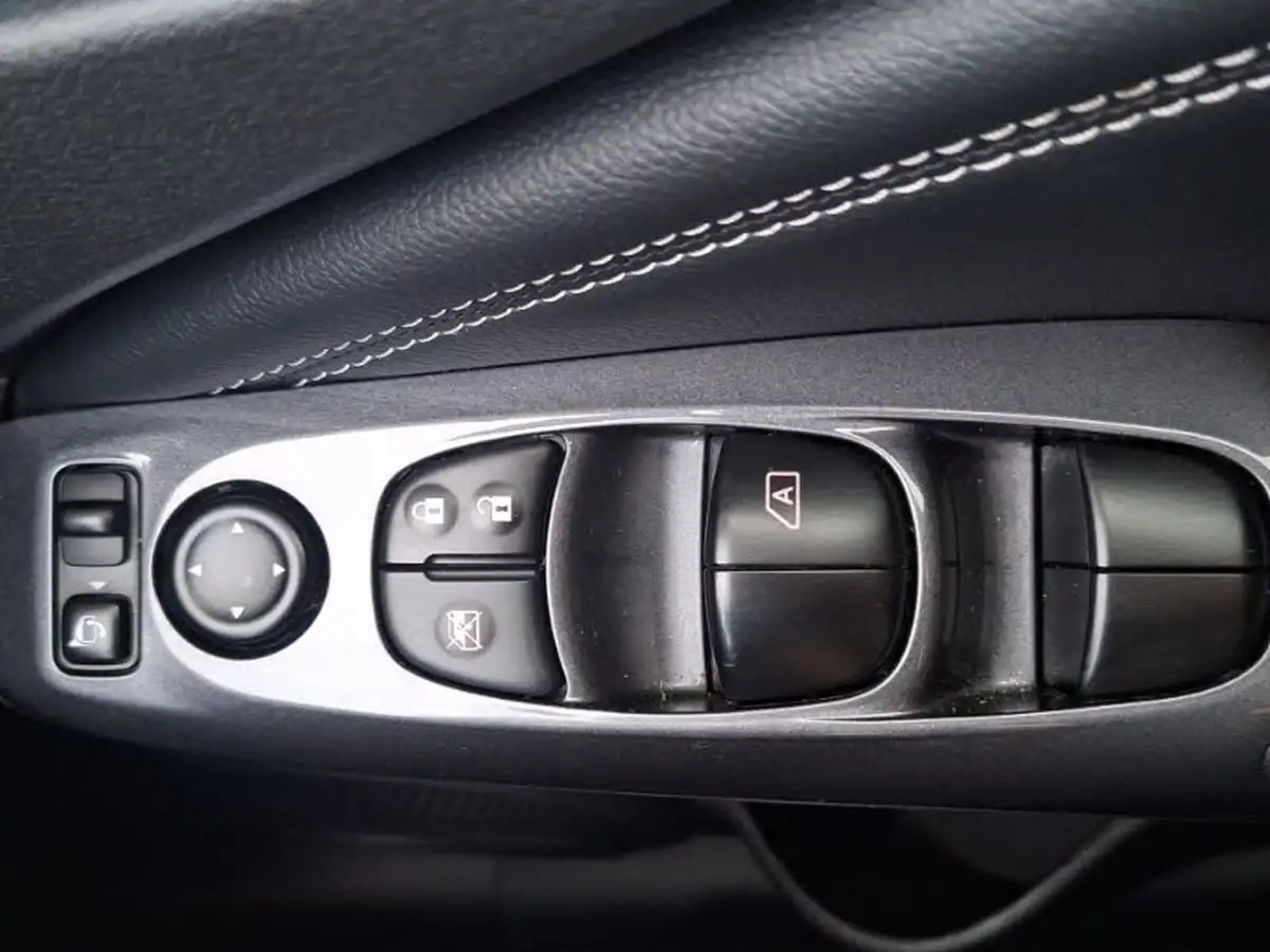 2023-nissan-juke-10-dig-t-n-connecta-dct-big-13