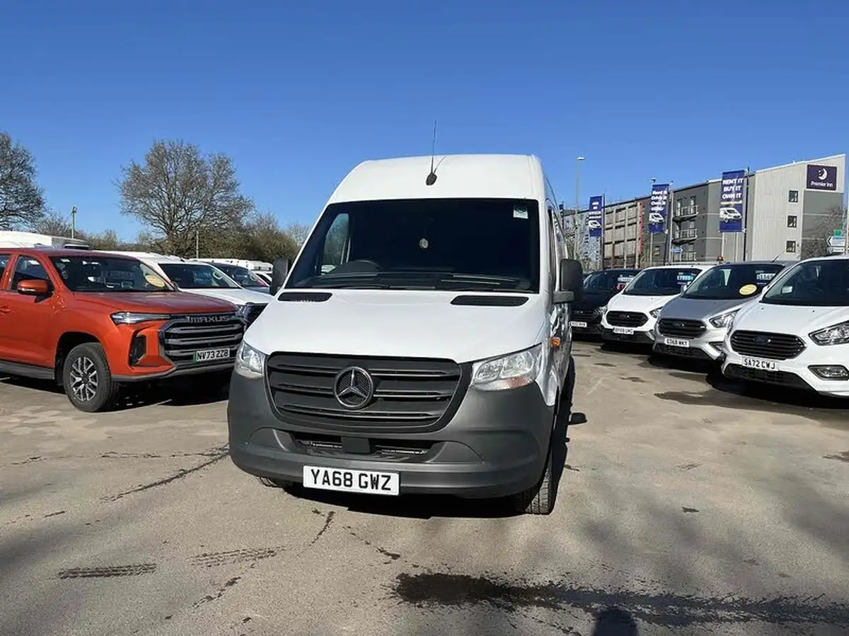2018-mercedes-benz-sprinter-21cdi-311-l2h1-panel-van-rwd-eco-gear-360-big-3