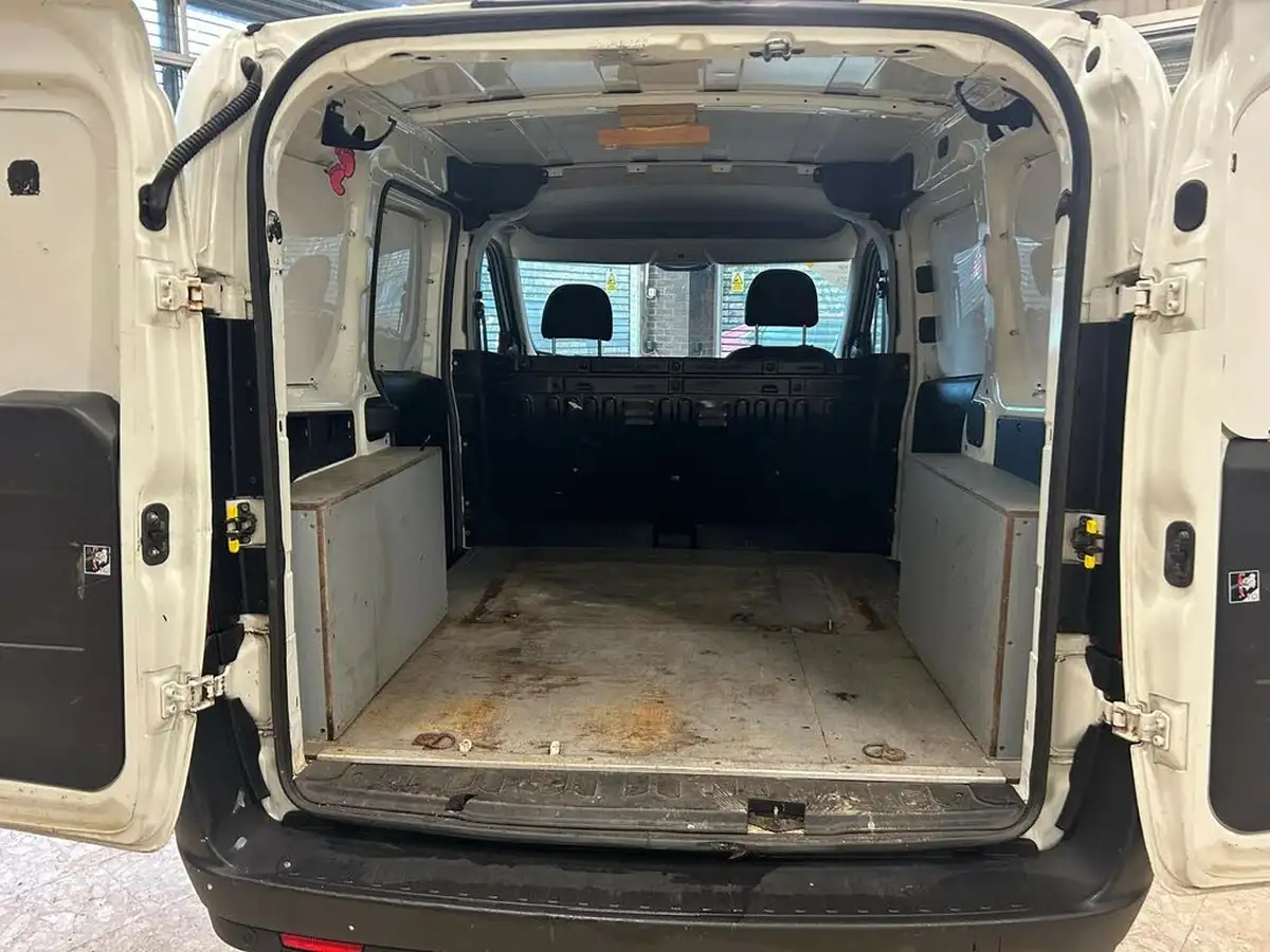 2014-fiat-doblo-cargo-13td-l1-panel-van-big-13