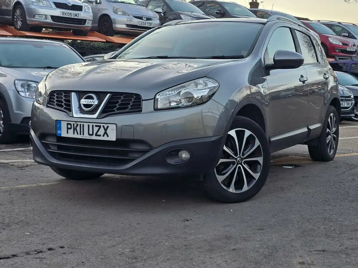 2011-nissan-qashqai-16-n-tec-big-2