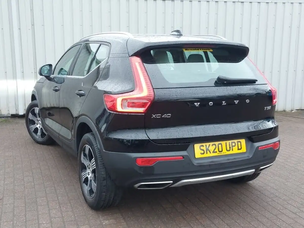 2020-volvo-xc40-15-t3-inscription-big-1
