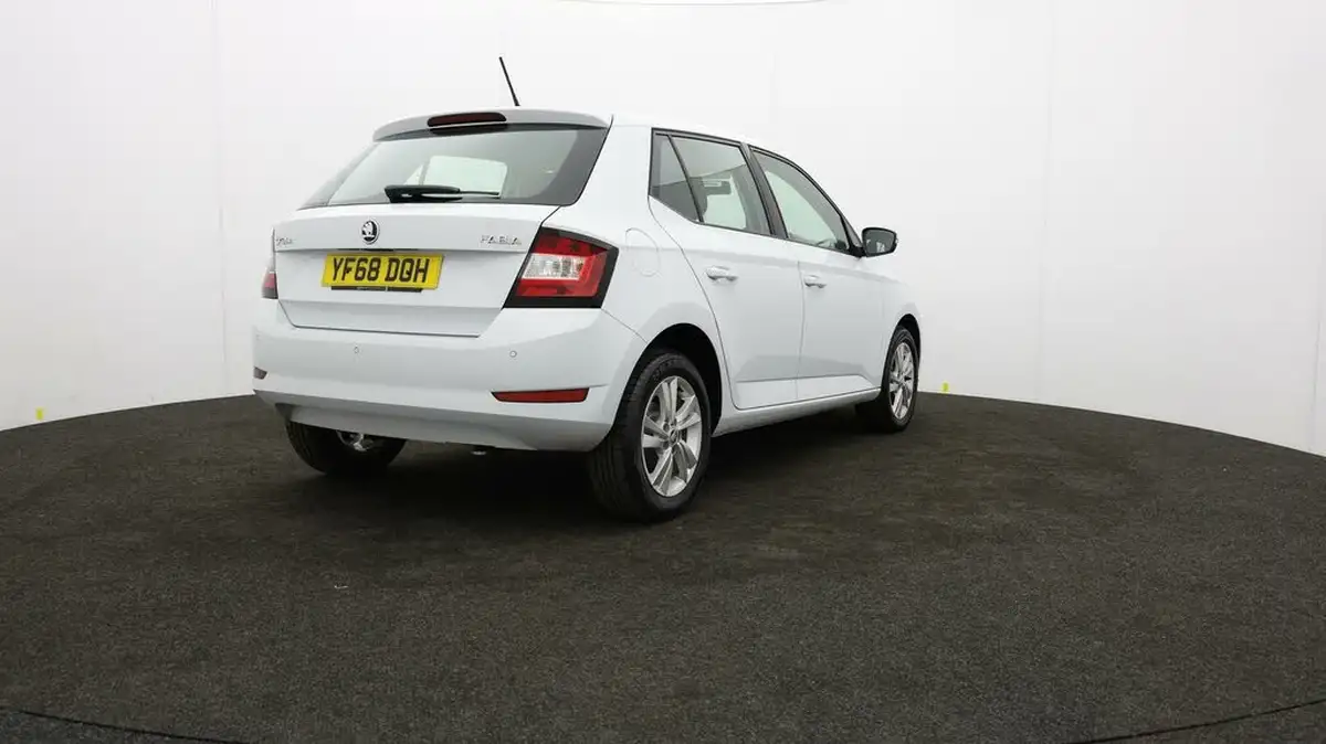 2018-skoda-fabia-10-tsi-se-109ps-hatchback-dsg-big-75