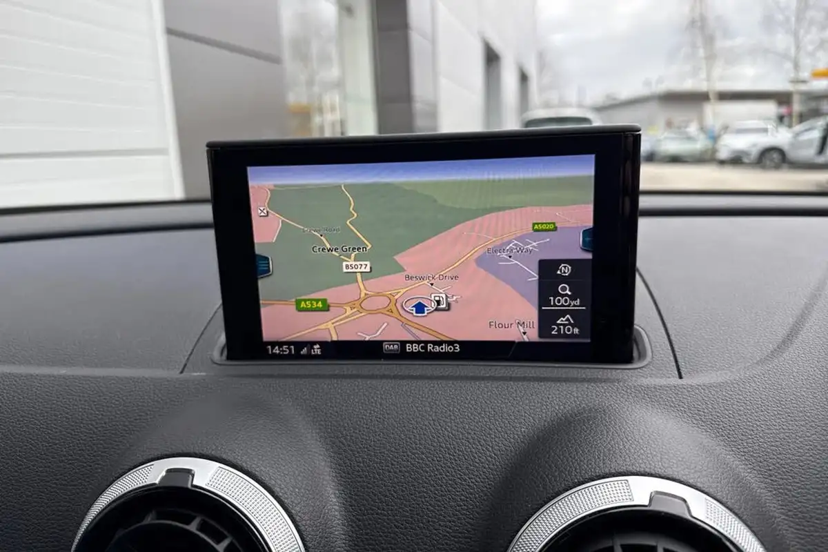 2019-audi-a3-15-tfsi-s-line-sportback-5d-tronic-big-16