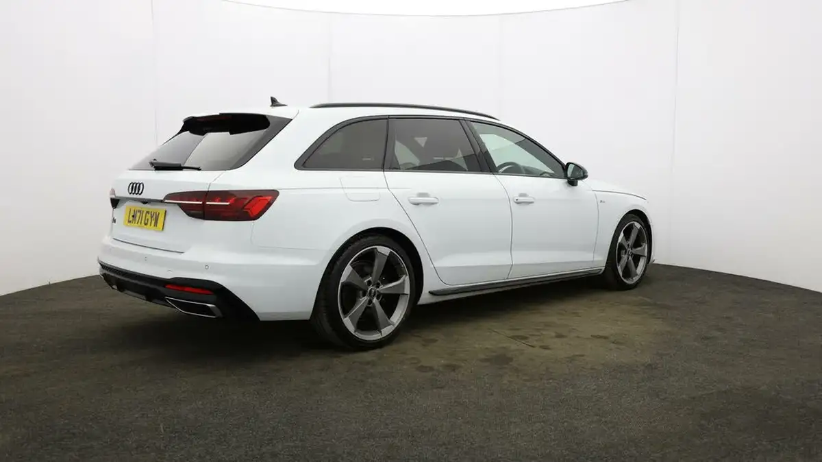 2021-audi-a4-avant-20-35-tfsi-black-edition-big-51