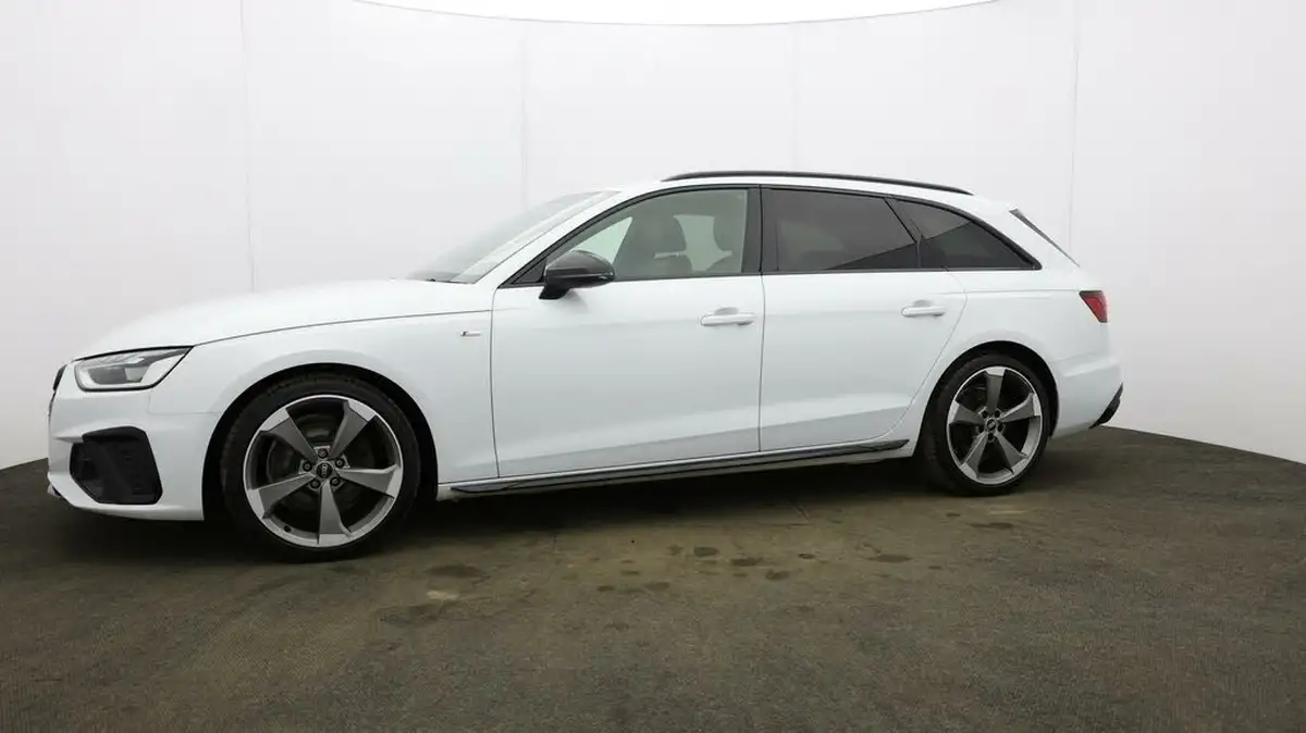 2021-audi-a4-avant-20-35-tfsi-black-edition-big-27