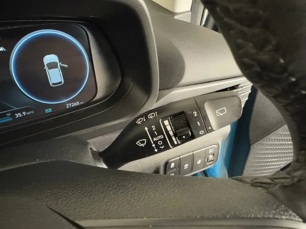 2022-hyundai-bayon-10-t-gdi-premium-100ps-big-30
