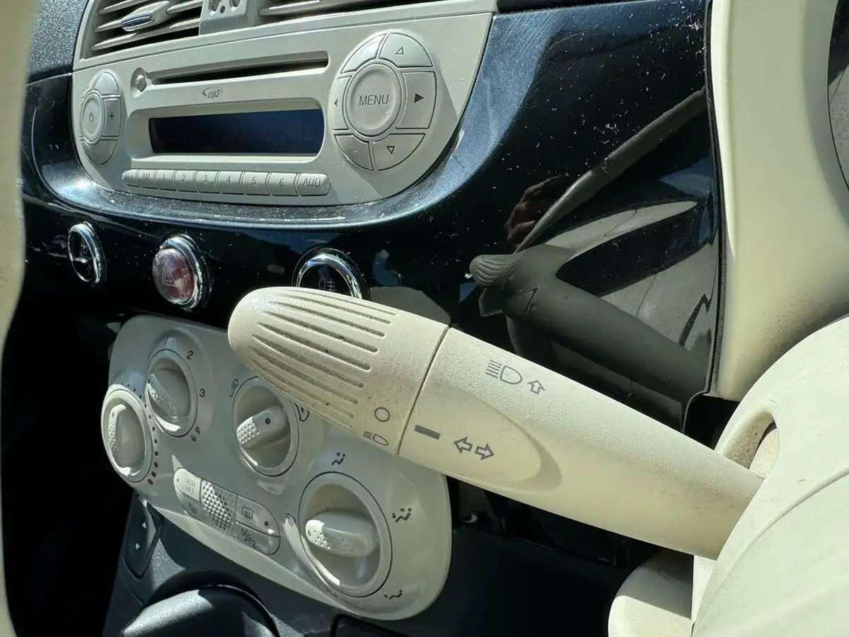 2015-fiat-500-12-pop-star-big-51