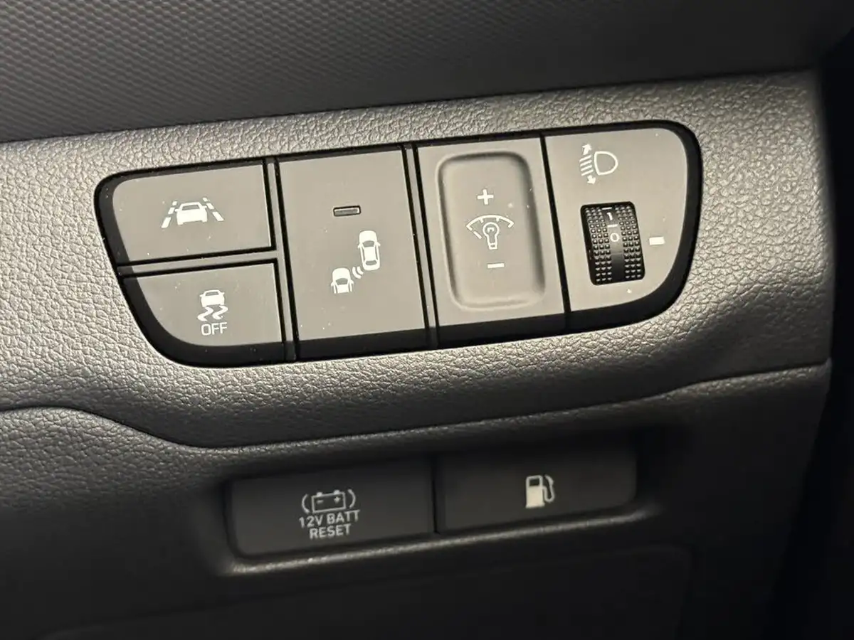 2021-hyundai-ioniq-16-gdi-premium-se-plug-in-hybrid-sunroof-big-26