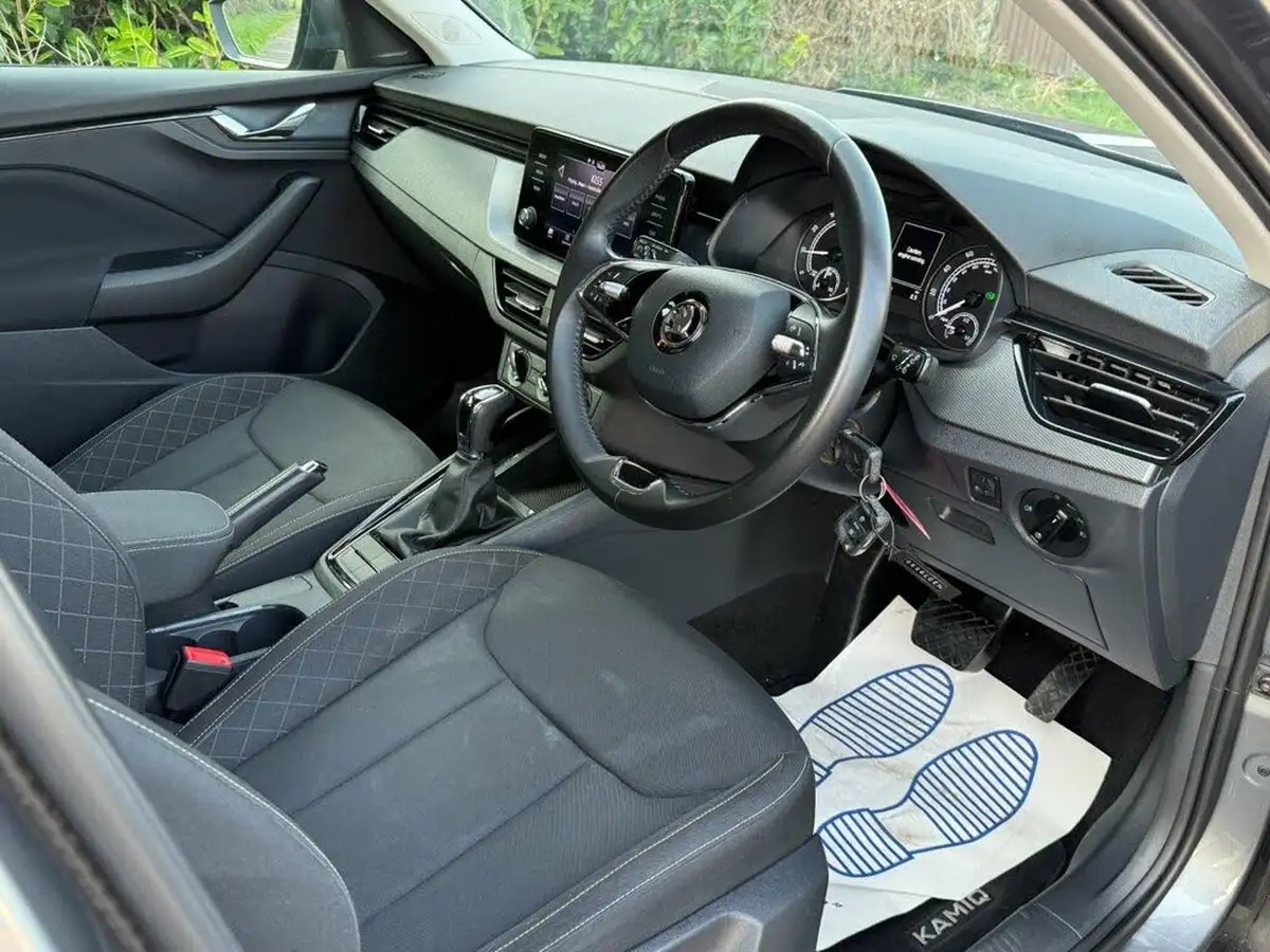 2022-skoda-kamiq-10-tsi-se-109ps-dsg-big-9