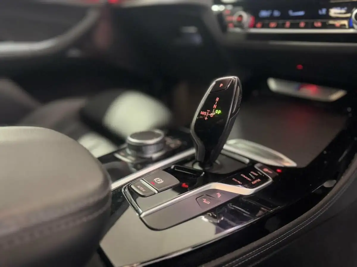2019-bmw-x4-30td-m40d-322bhp-big-12